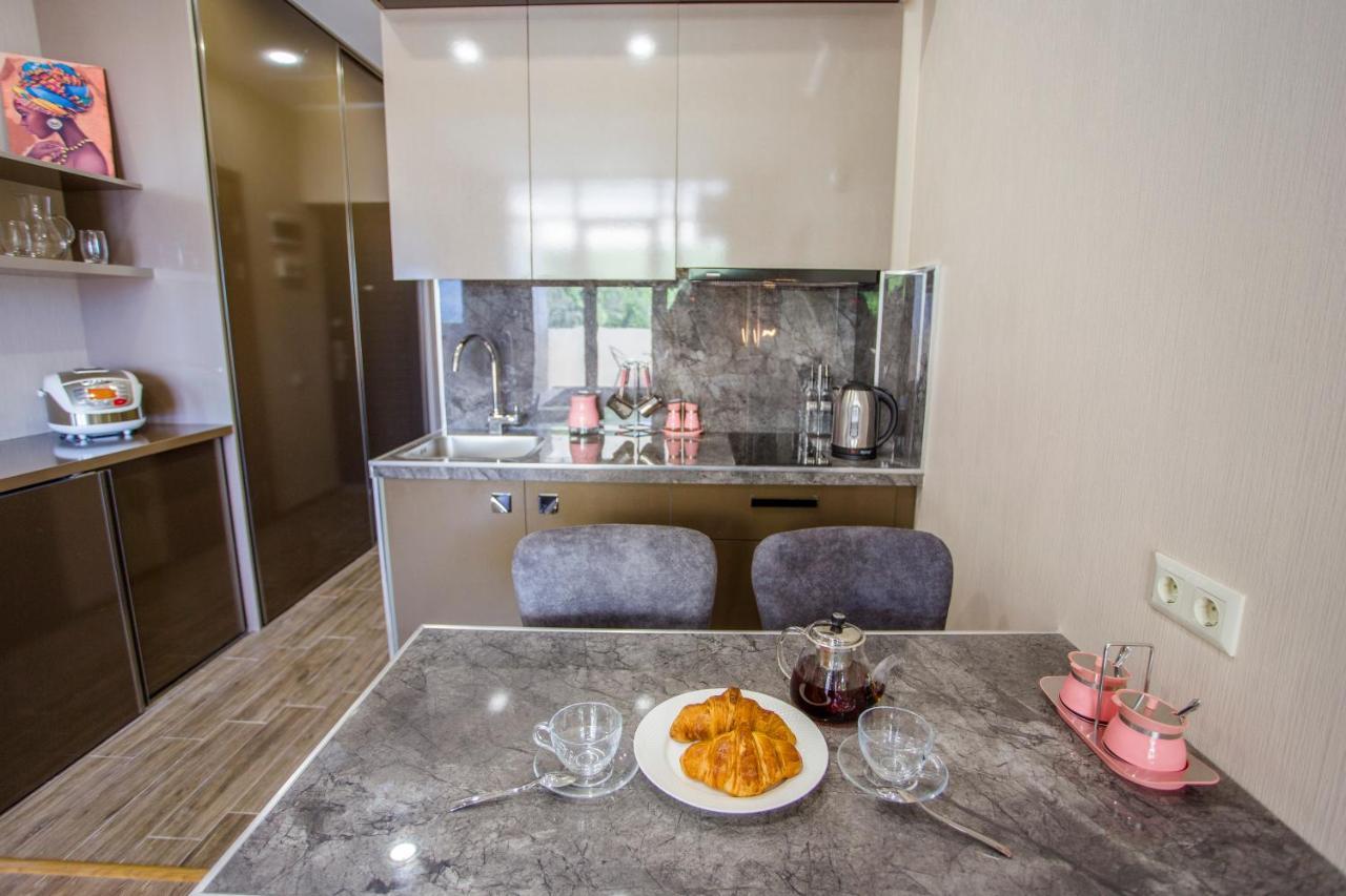 Zgvadaca Kvariati Apartment Exteriör bild